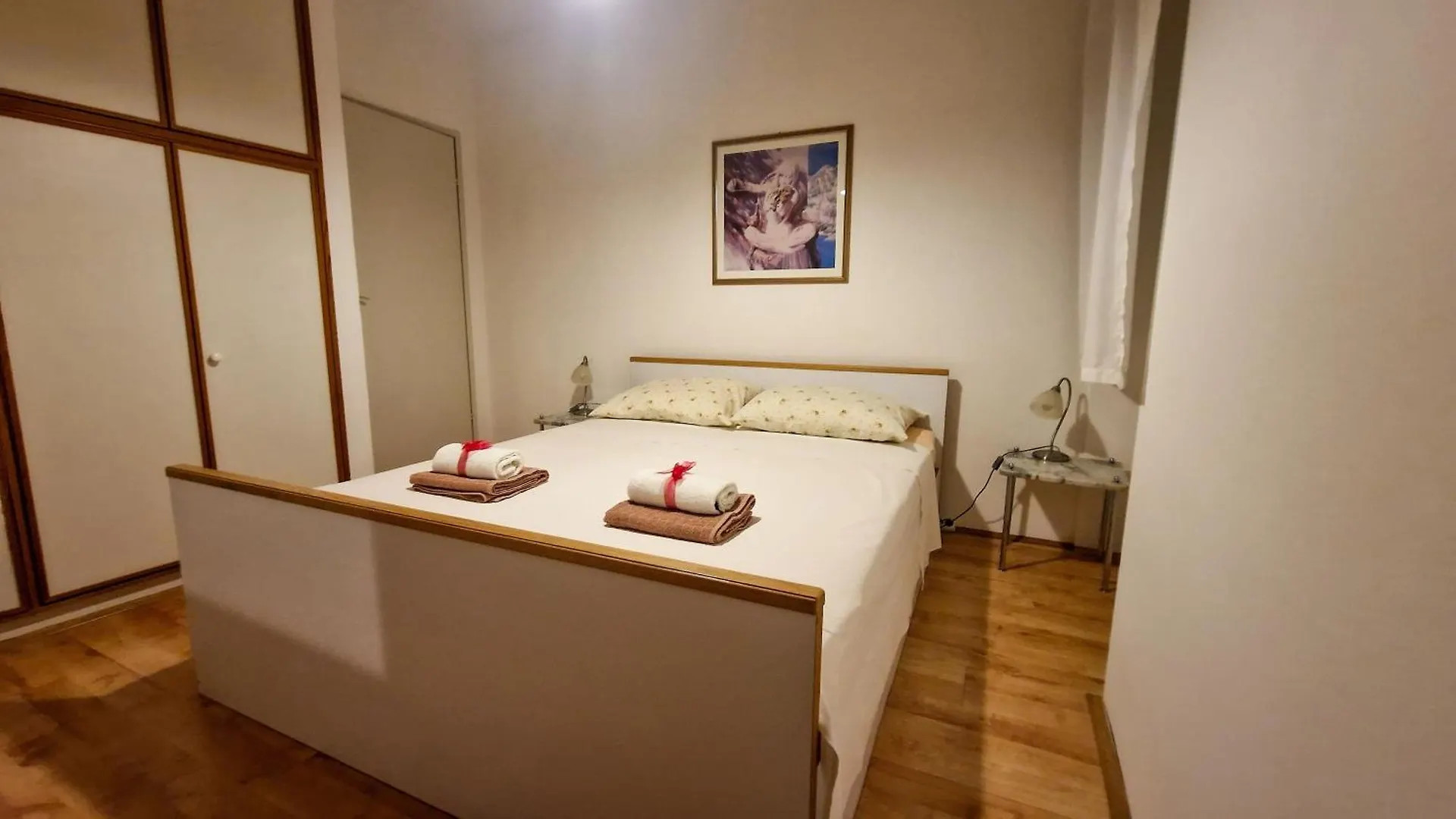 Apartments By The Sea Kastel Novi, Kastela - 20607